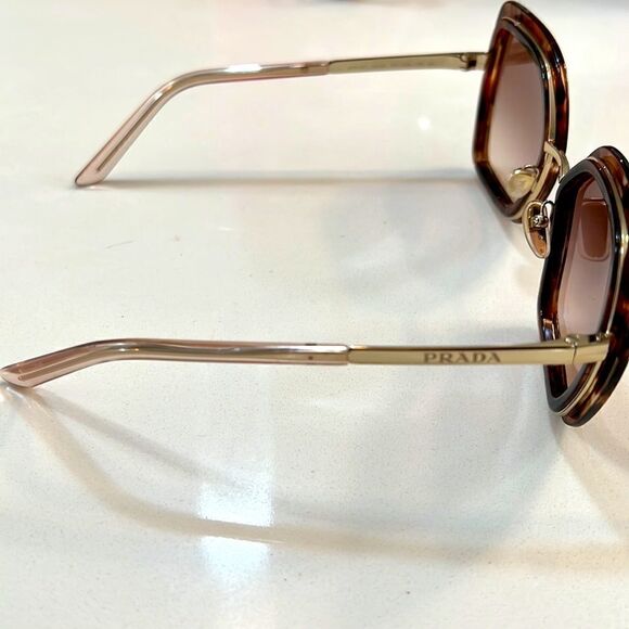 PRADA sunglasses PR53YS like new - Picture 8 of 8